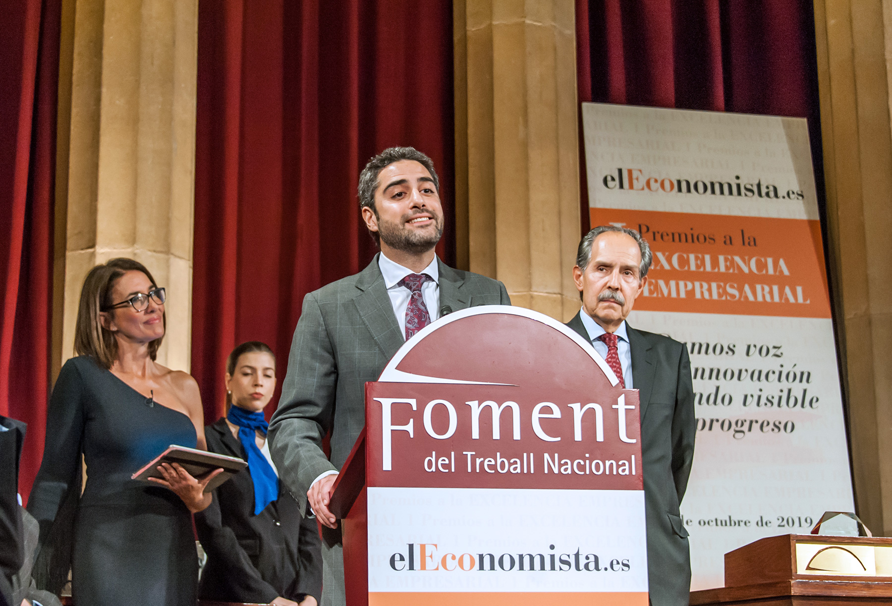 Font & Yildiz tarafından danışmanlık alanındaki çalışmalarında ödüle layık görüldü